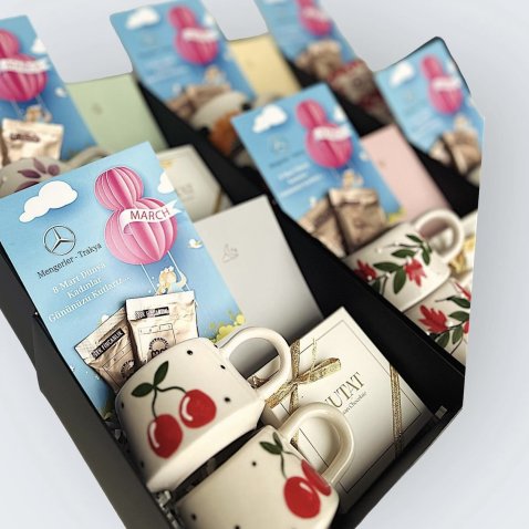 MERCEDES MENGERLER Kadınlar Günü